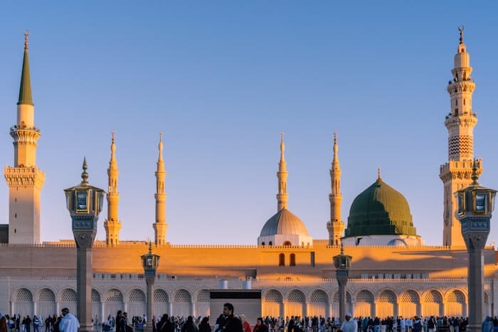 Umrah Taxi Service